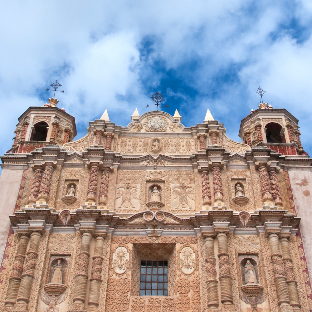 Façade de l'église San Dominico