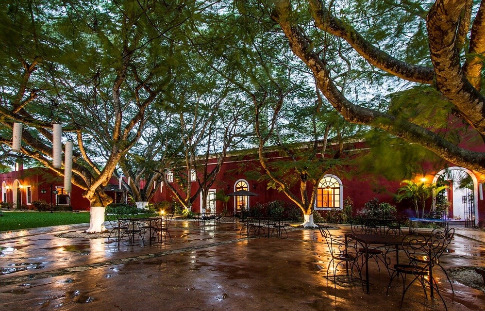 Hacienda Santa Cruz