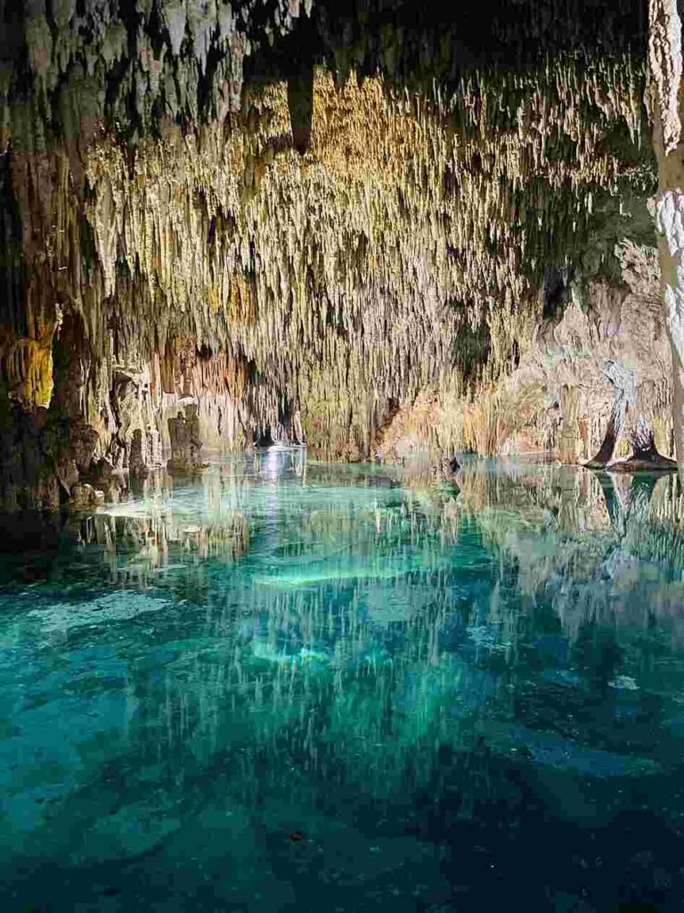 cenote aktun chen