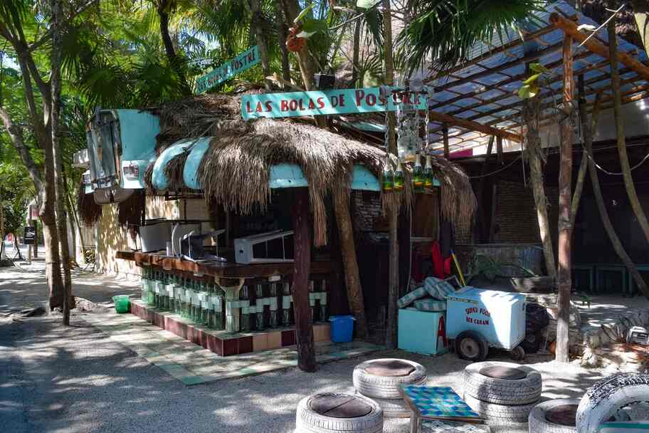 beach strip tulum