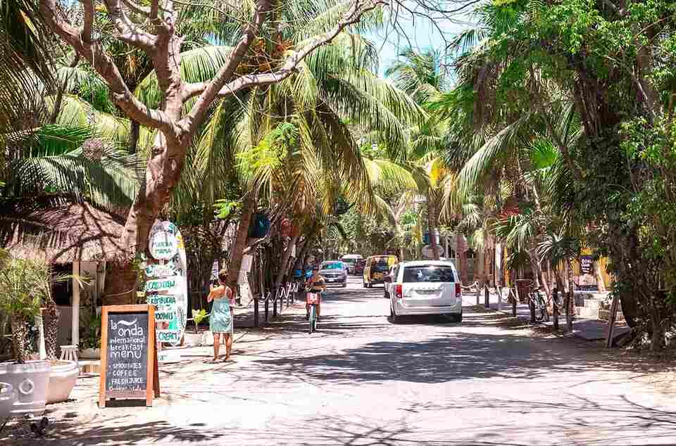 beach strip tulum