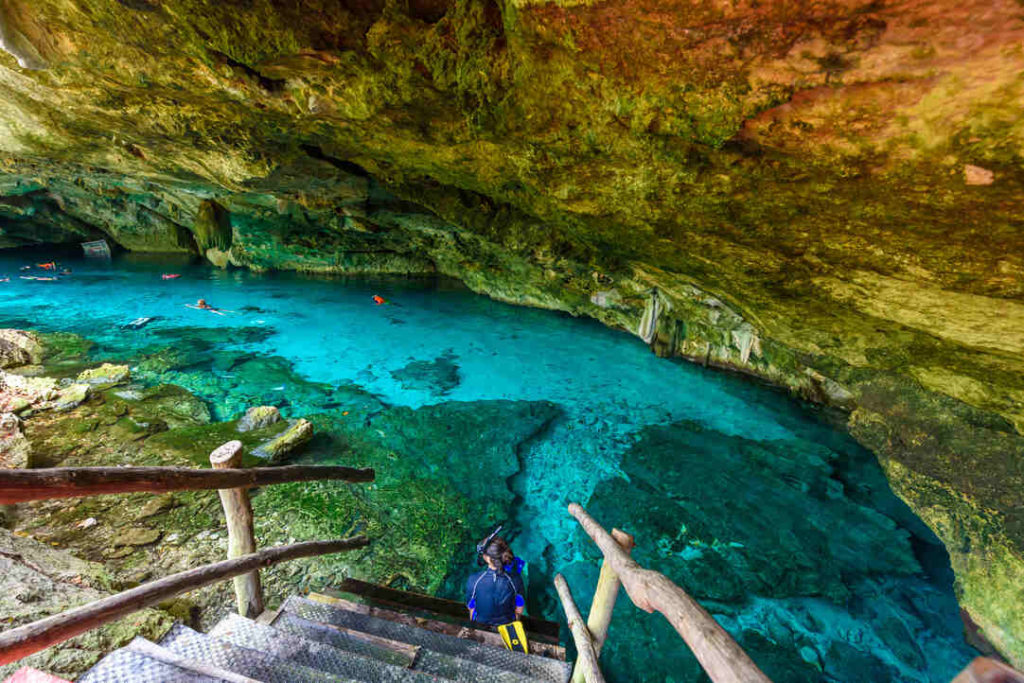 snorkeling cenote dos ojos