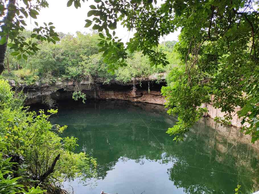 cenotes Valladolid