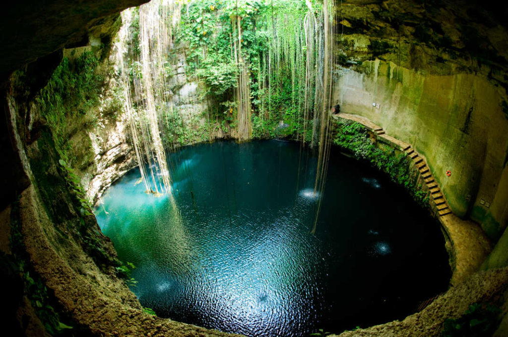 Cenote Ik Kil 