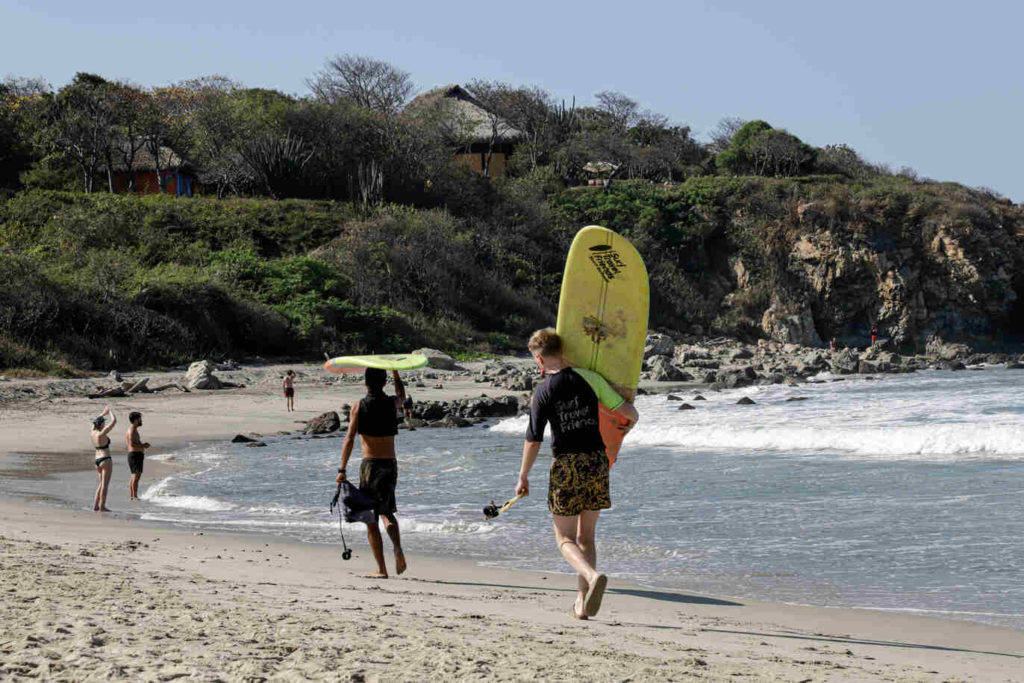 plage puerto escondido