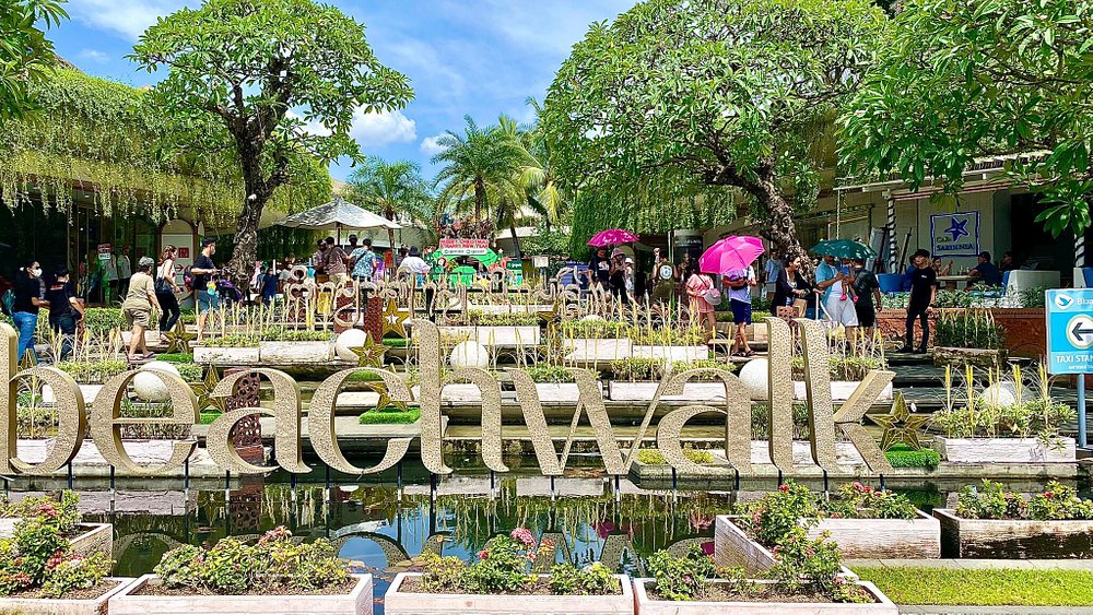 Beachwalk Shopping Center
