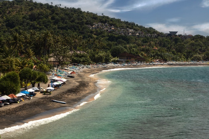 Snorkeling Amed : À la Rencontre des Tortues et des Épaves 