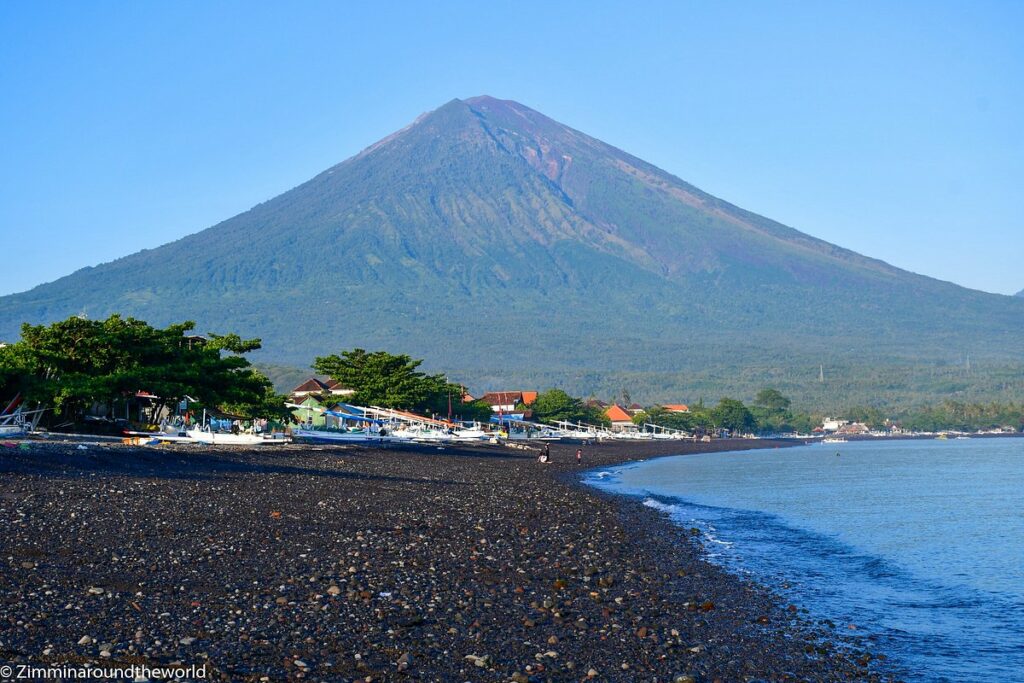 Snorkeling Amed : À la Rencontre des Tortues et des Épaves 