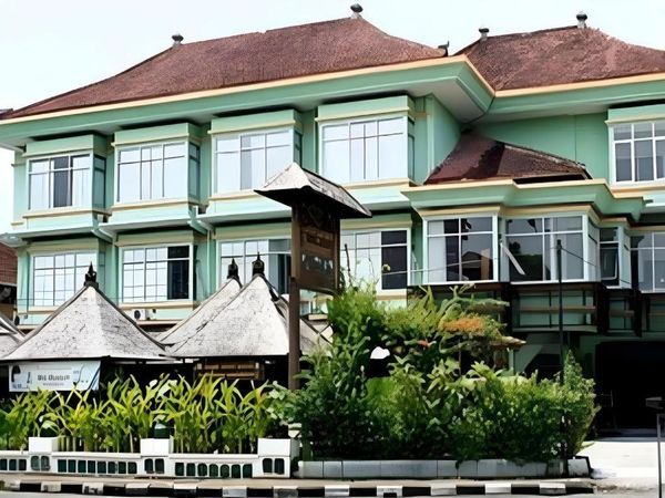 Hotel The Studio Inn Nusa Dua