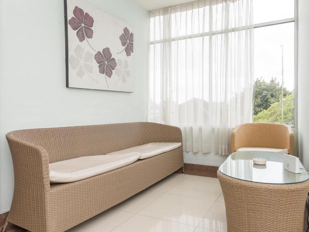 Hotel The Studio Inn Nusa Dua