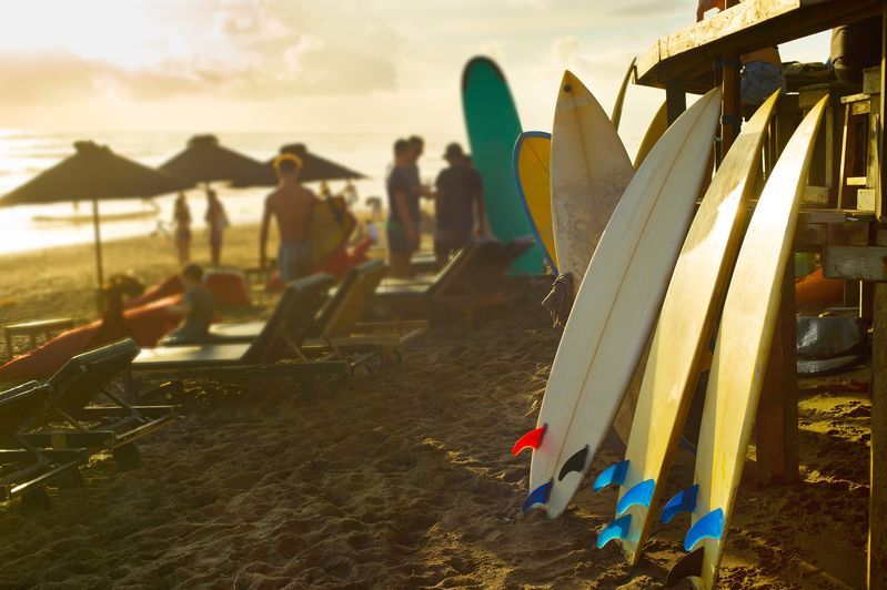 Surf à Echo Beach Canggu