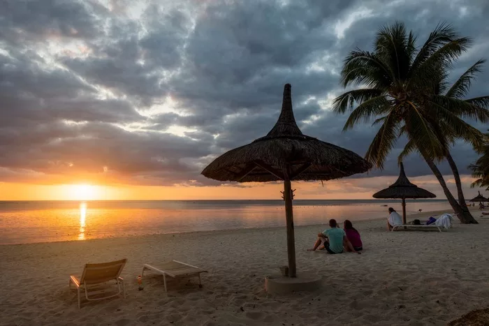 Coucher de soleil plage de Flic en Flac 