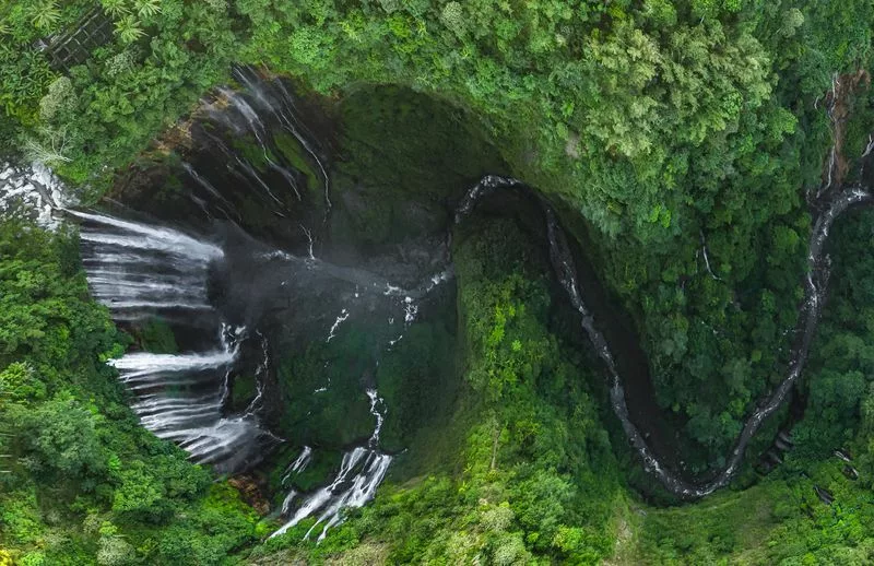 Cascade de Munduk