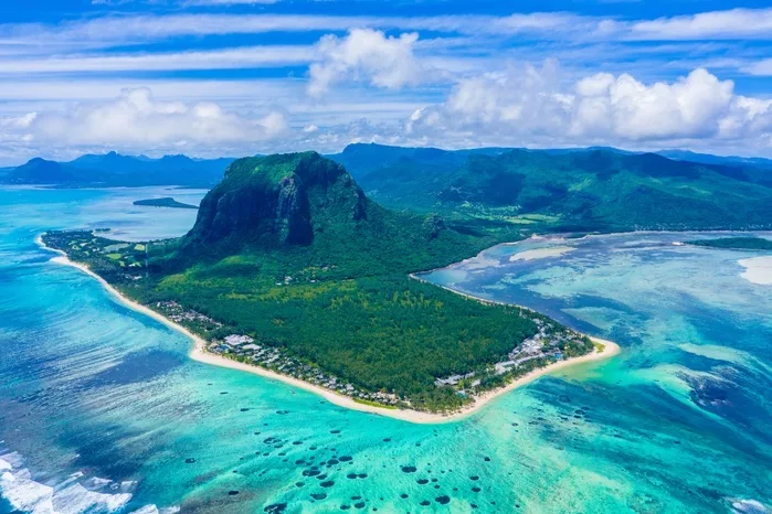 Randonnée au Morne Brabant : une aventure inoubliable à l'île Maurice