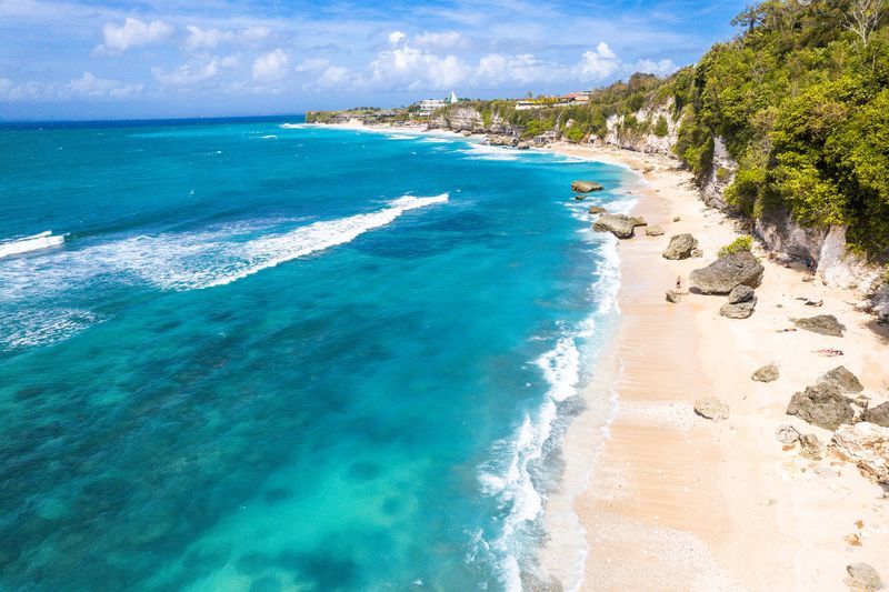 Bingin Beach