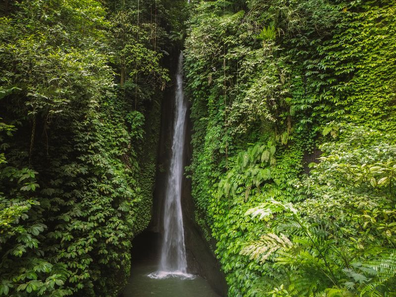 Cascade de Leke Leke