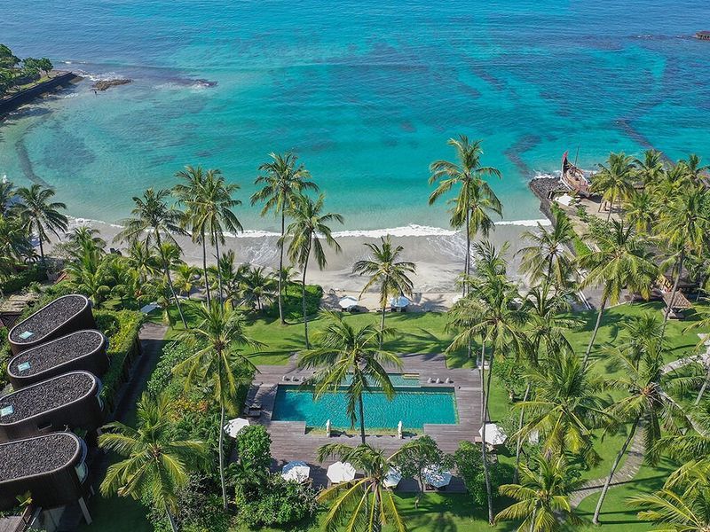 Candi Beach Resort & Spa