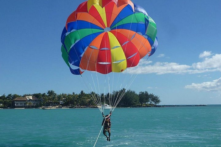Parachute ascensionnel 