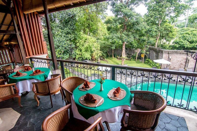 In Da Lodge, Champlung Sari Hotel