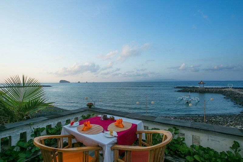 Lezat Beach Restaurant à Candidasa