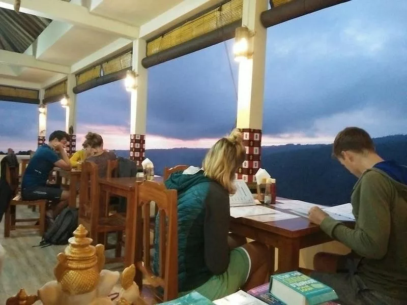 Warung Made’s Munduk