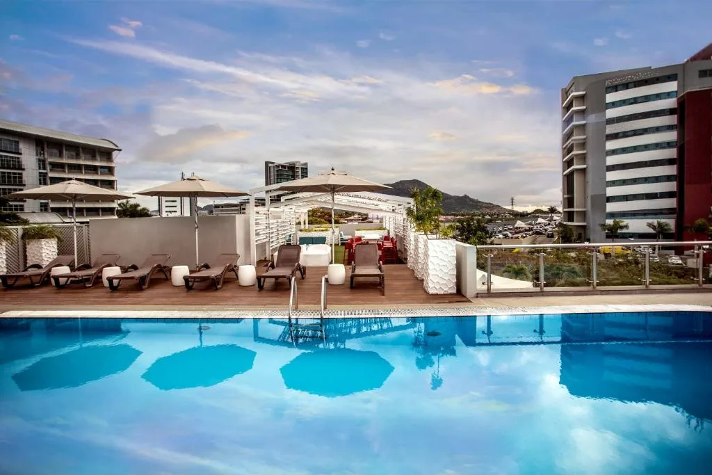 Hennessy Park Hotel